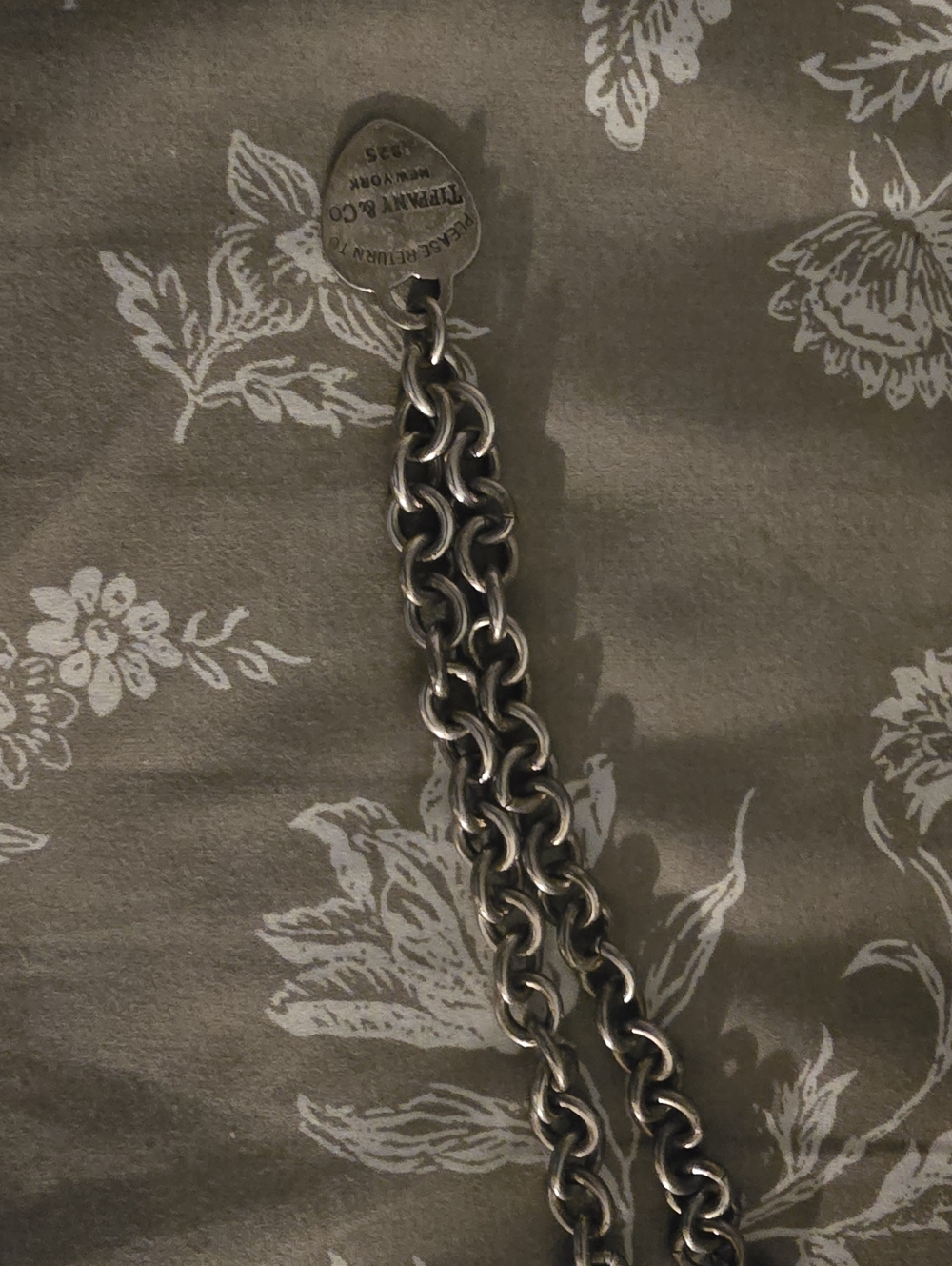 Tiffany & Co. Silver 16" Return To Tiffany Collection Vintage Toggle Necklace - Picture 16 of 16